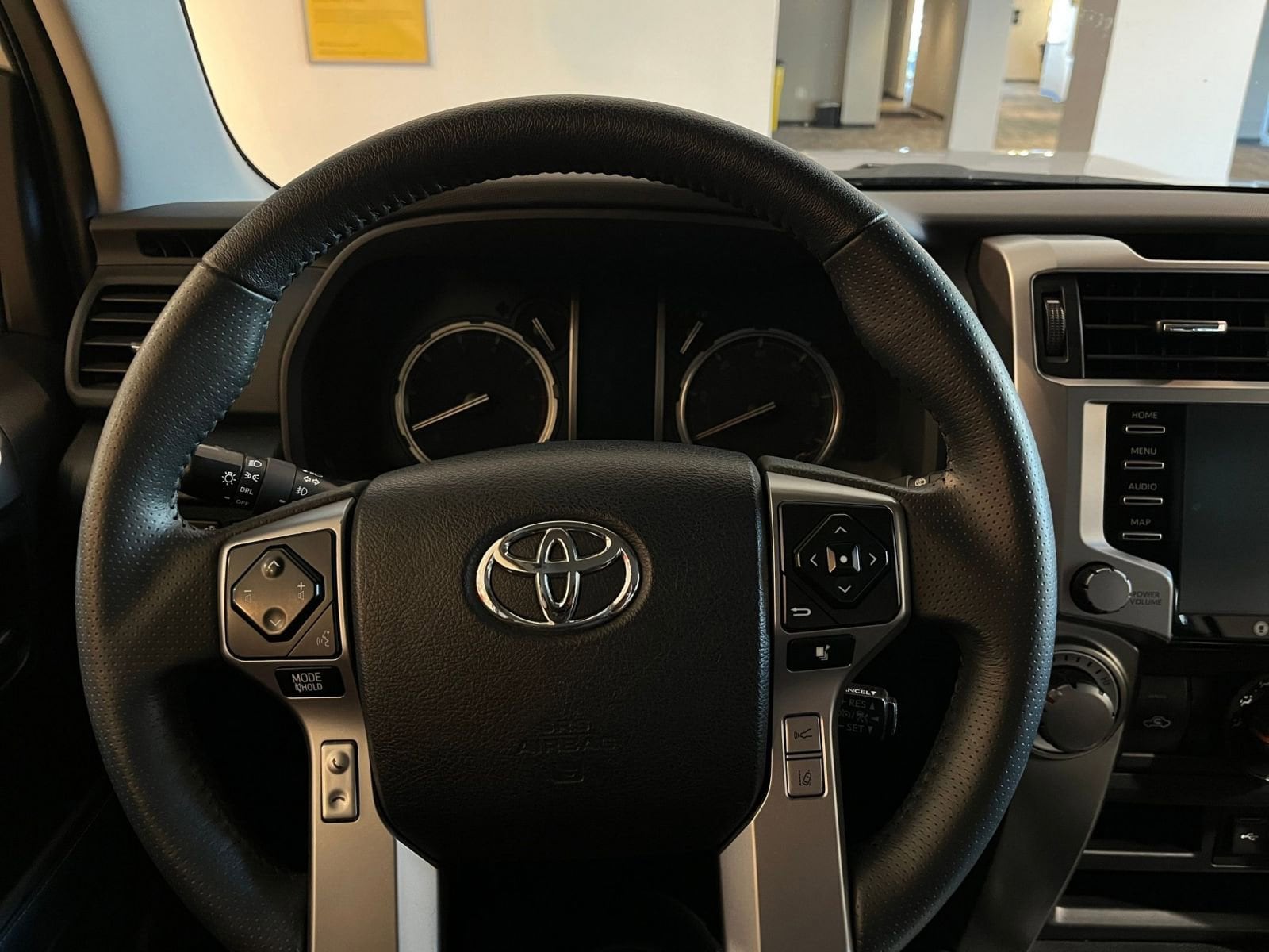 Thumbnail: 2024 Toyota 4Runner - 28