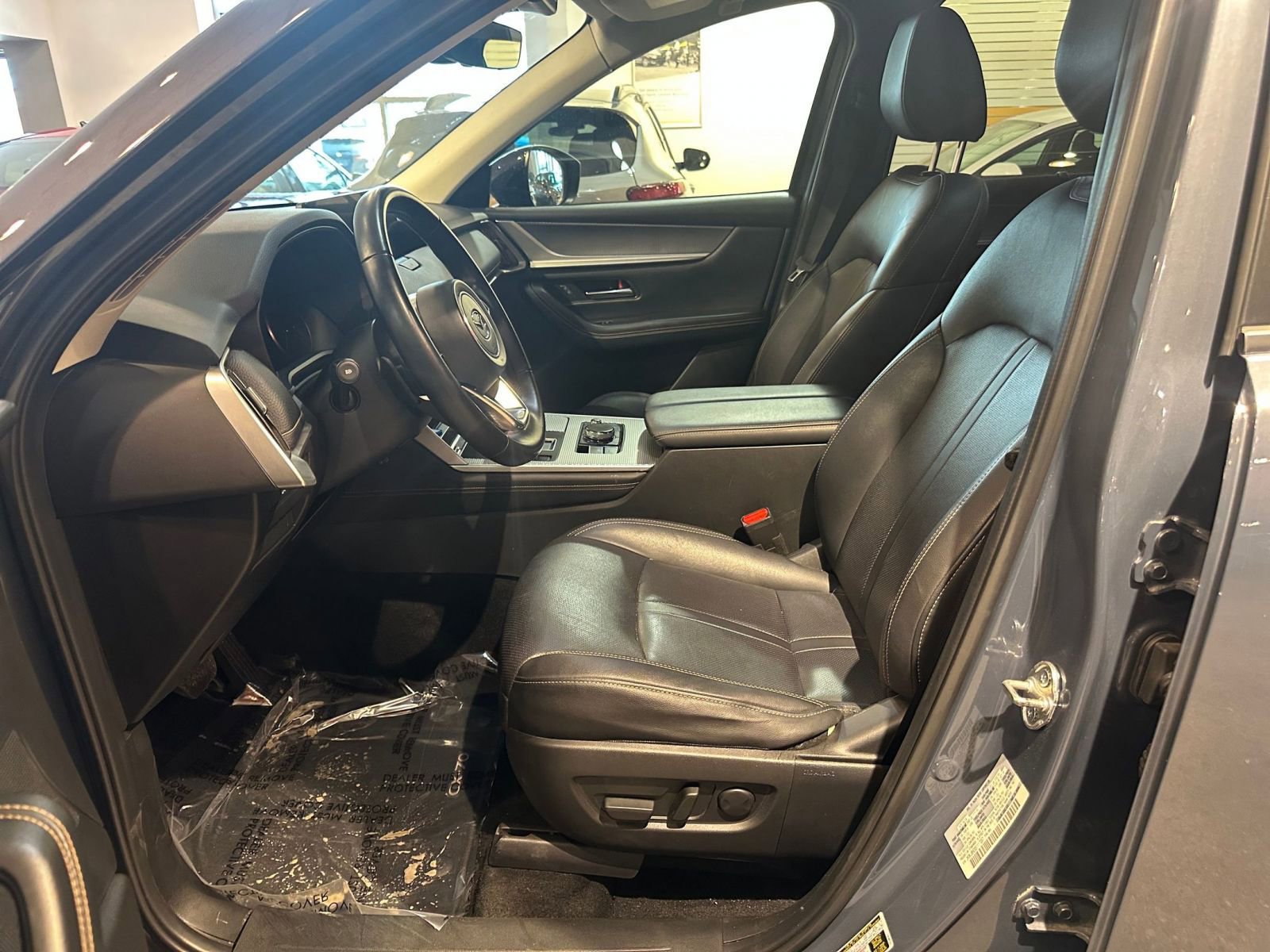 Thumbnail: 2025 Mazda CX-70 - 27