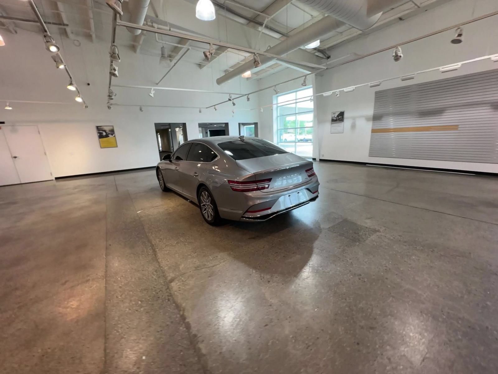 Thumbnail: 2026 Genesis G80 - 16