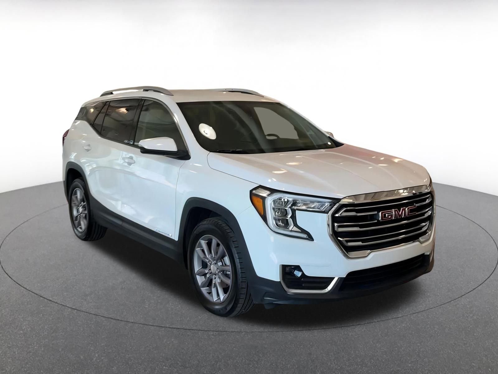Thumbnail: 2024 GMC Terrain - 3