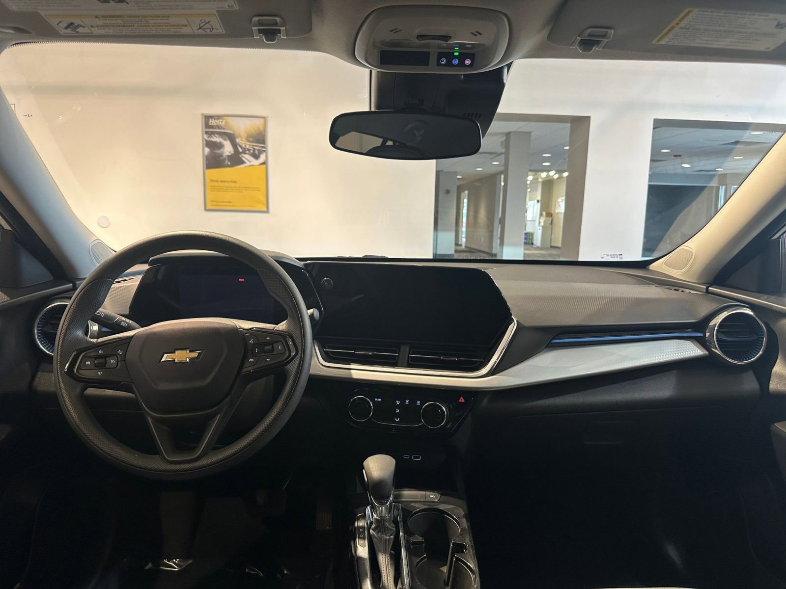 Thumbnail: 2025 Chevrolet Trax - 33