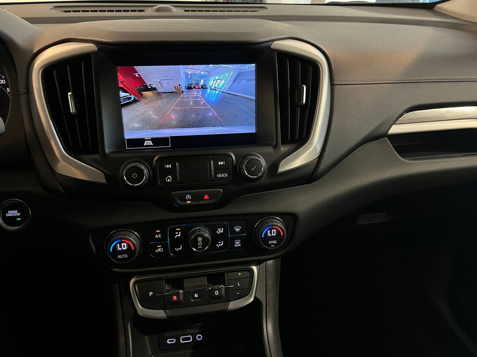 Thumbnail: 2024 GMC Terrain - 17