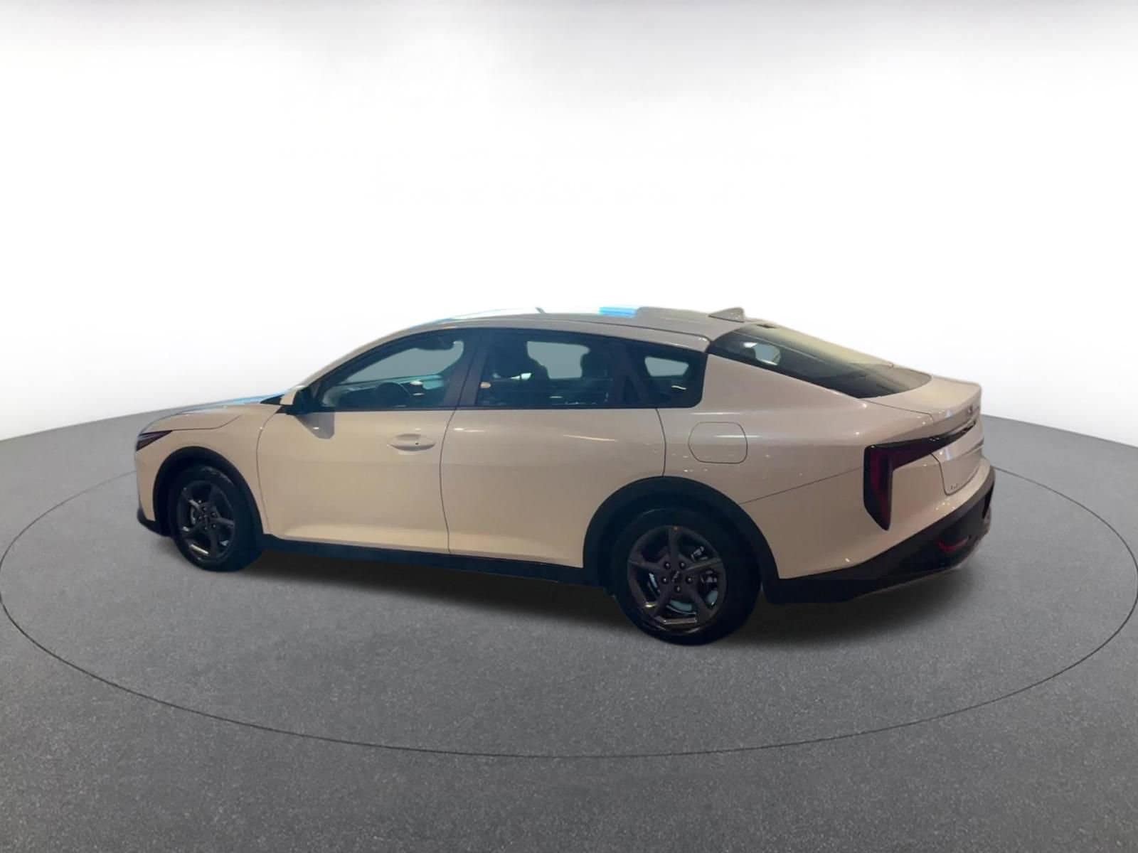 Thumbnail: 2025 Kia K4 - 10