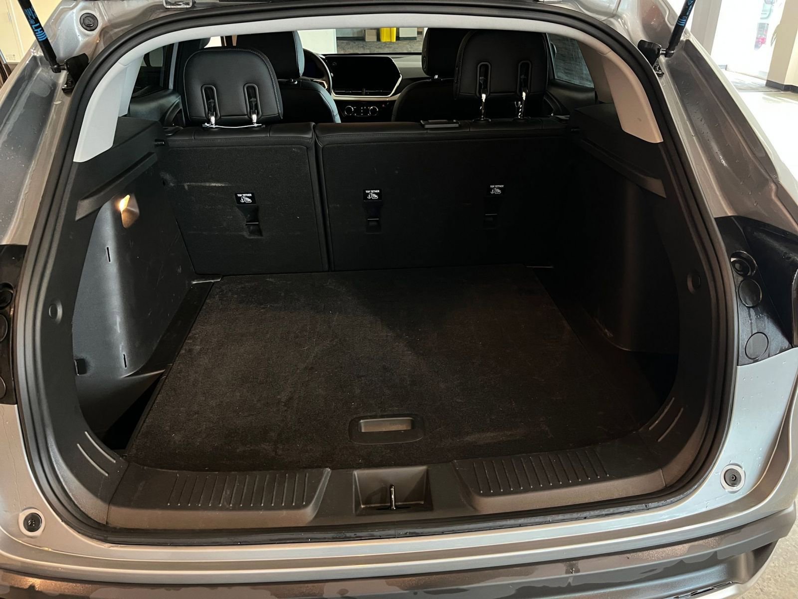 Thumbnail: 2025 Chevrolet Trax - 30