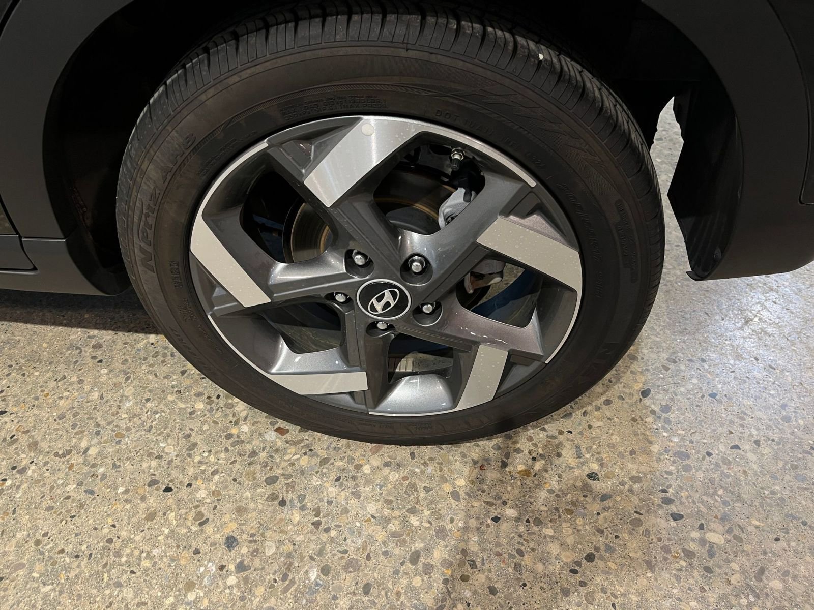 Thumbnail: 2025 Hyundai Venue - 30