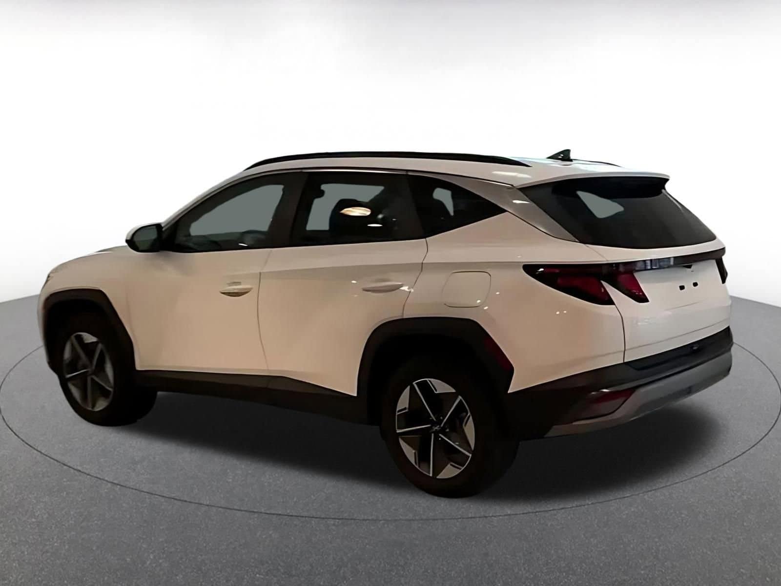 Thumbnail: 2025 Hyundai Tucson - 9