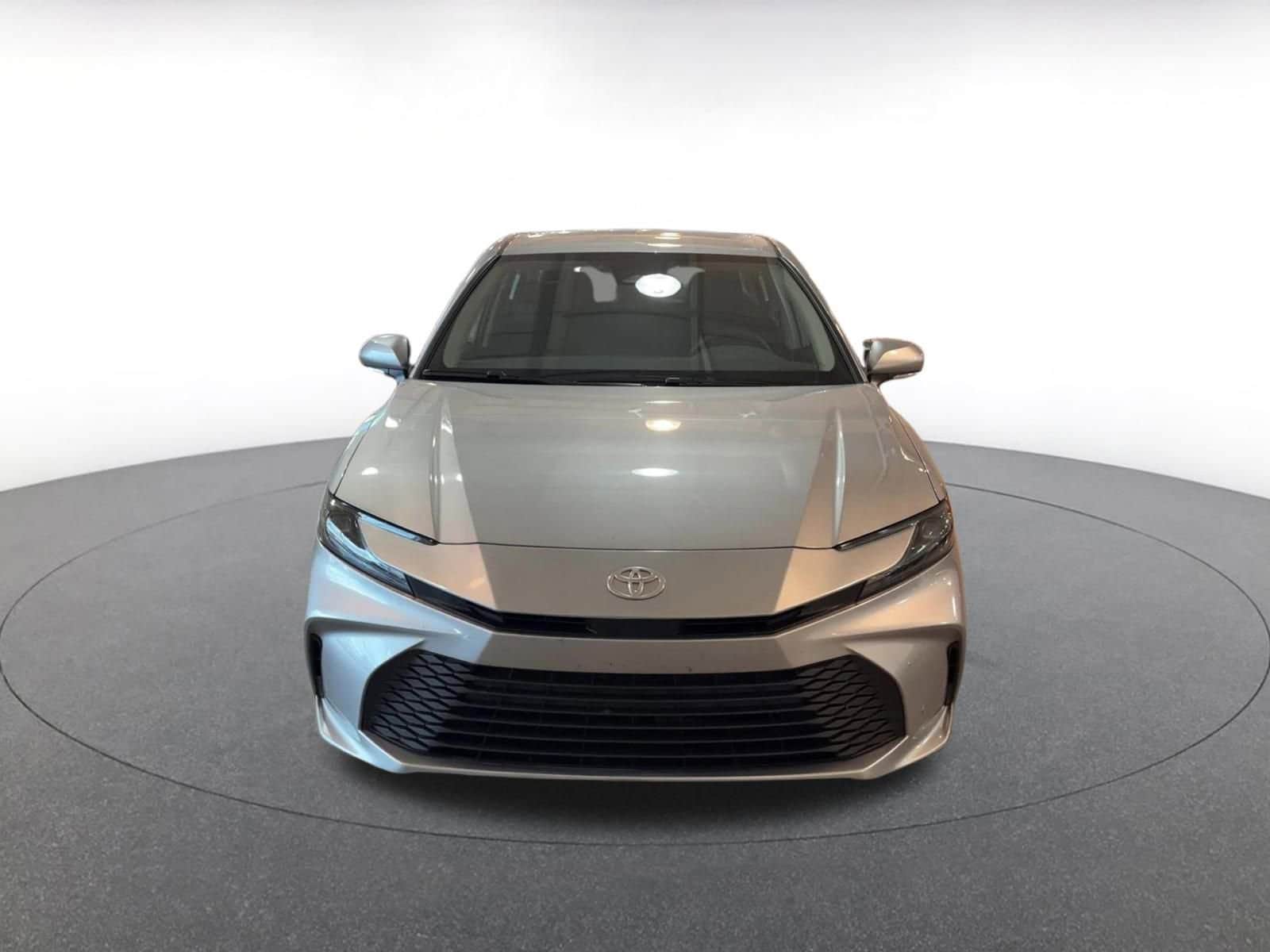 Thumbnail: 2025 Toyota Camry - 4