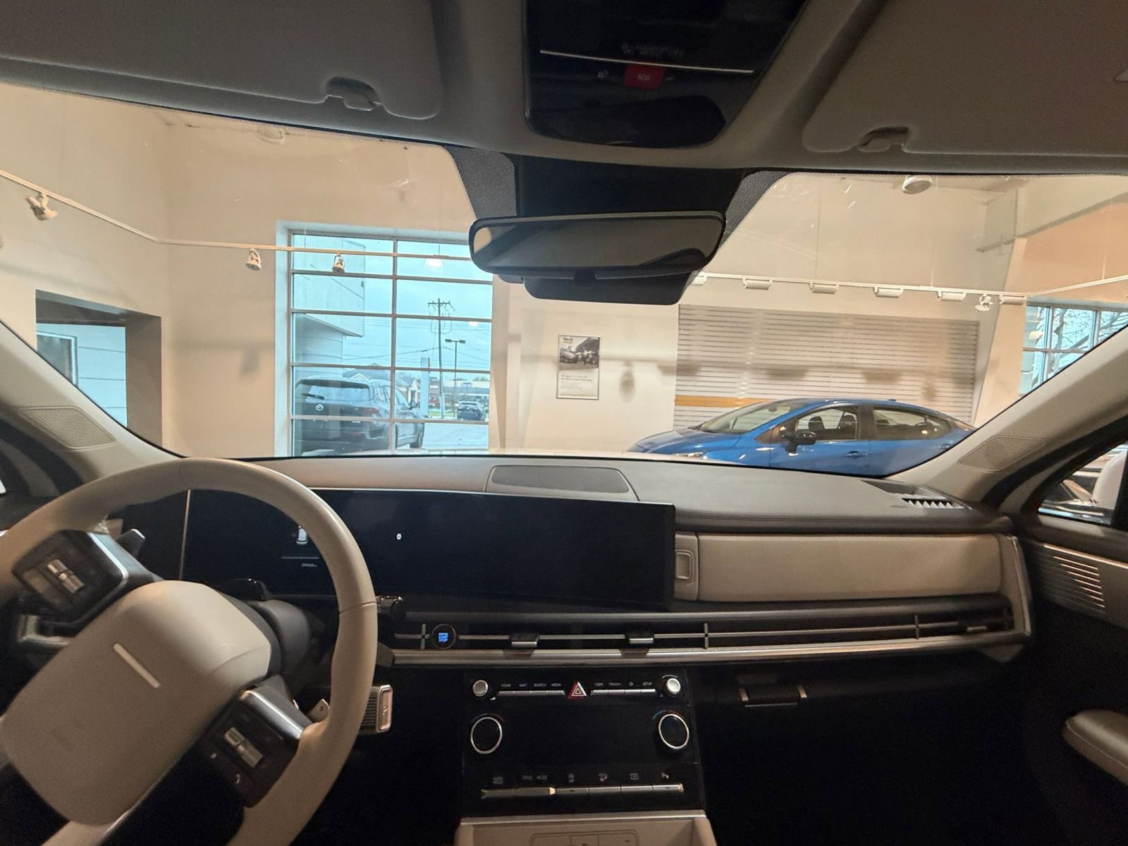 Thumbnail: 2025 Hyundai Santa Fe - 32