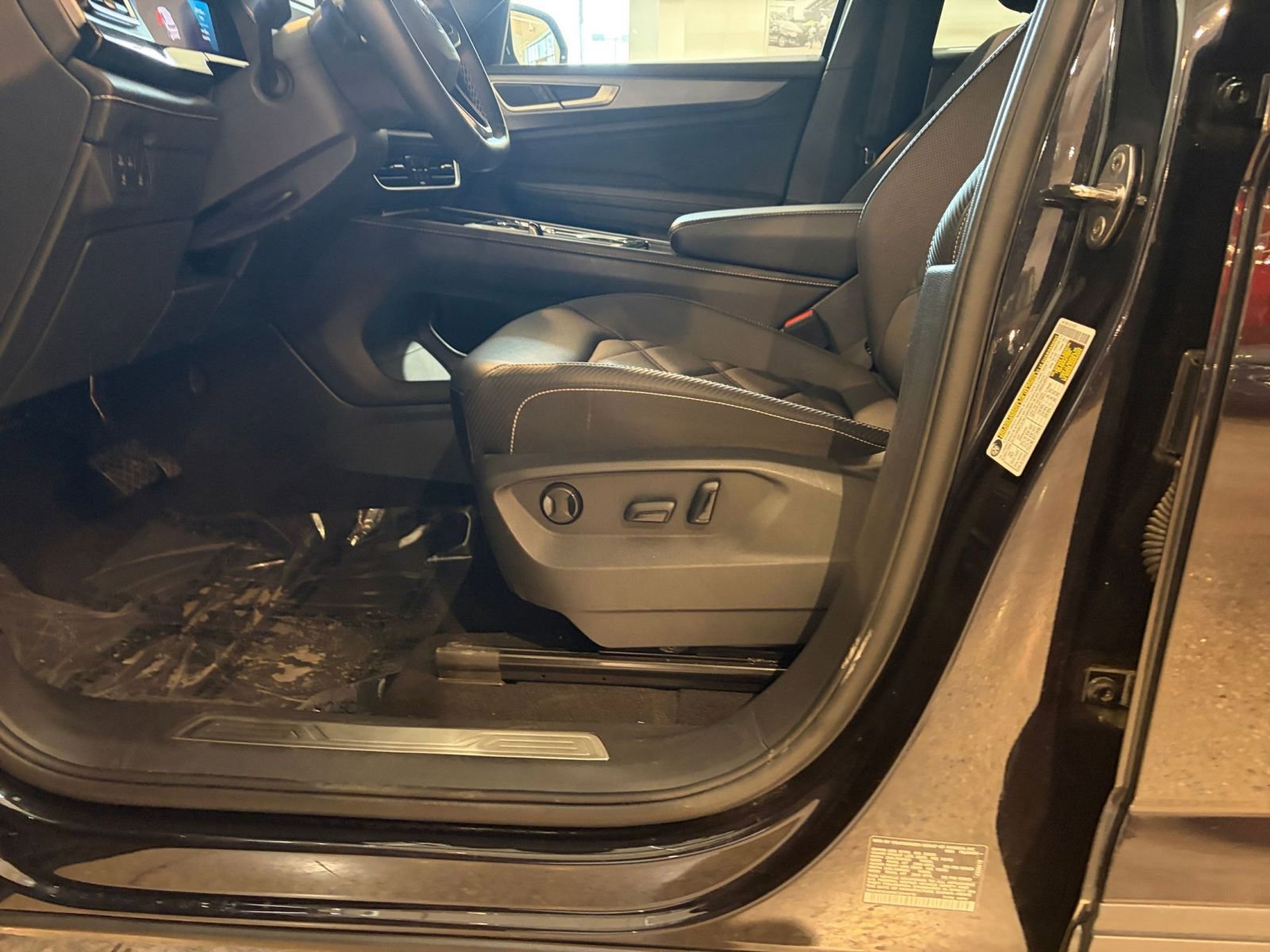 Thumbnail: 2025 Volkswagen Atlas - 24