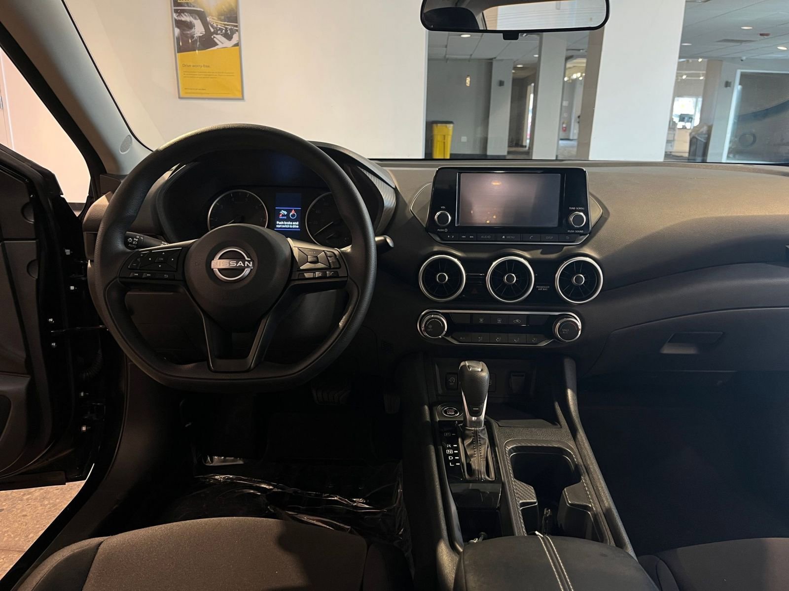 Thumbnail: 2025 Nissan Sentra - 33