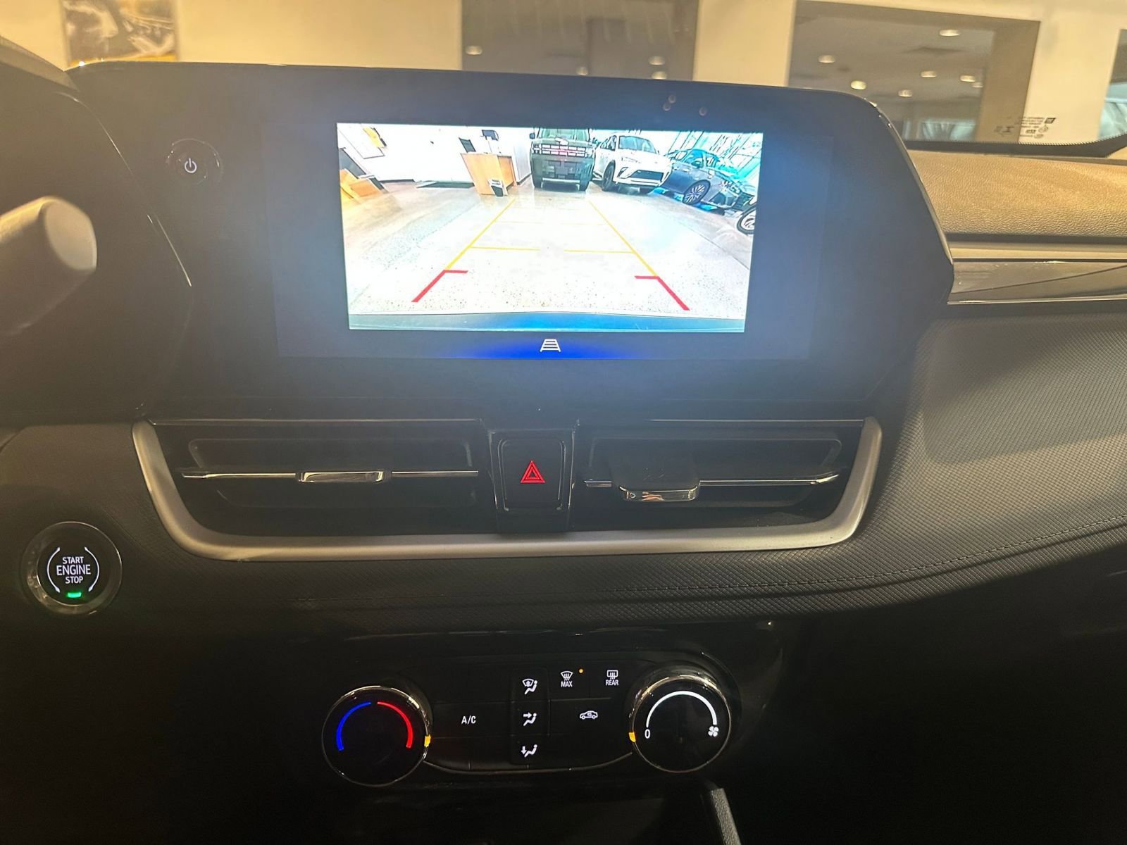 Thumbnail: 2025 Chevrolet TrailBlazer - 17