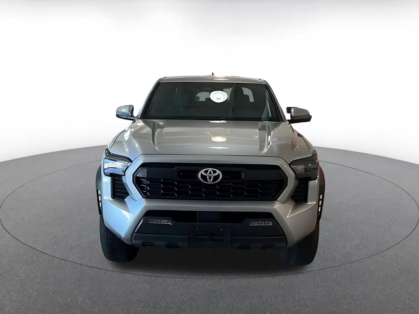 Thumbnail: 2025 Toyota Tacoma - 4