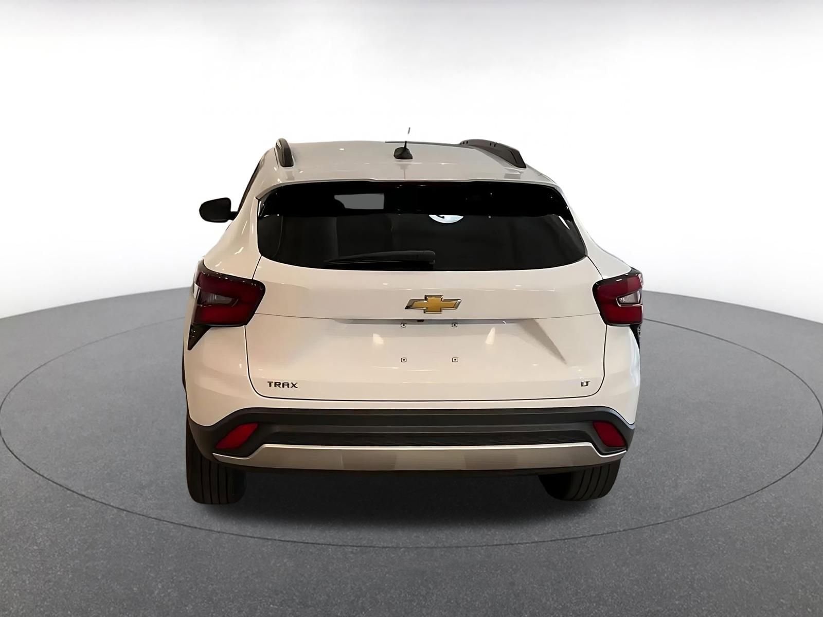 Thumbnail: 2025 Chevrolet Trax - 12