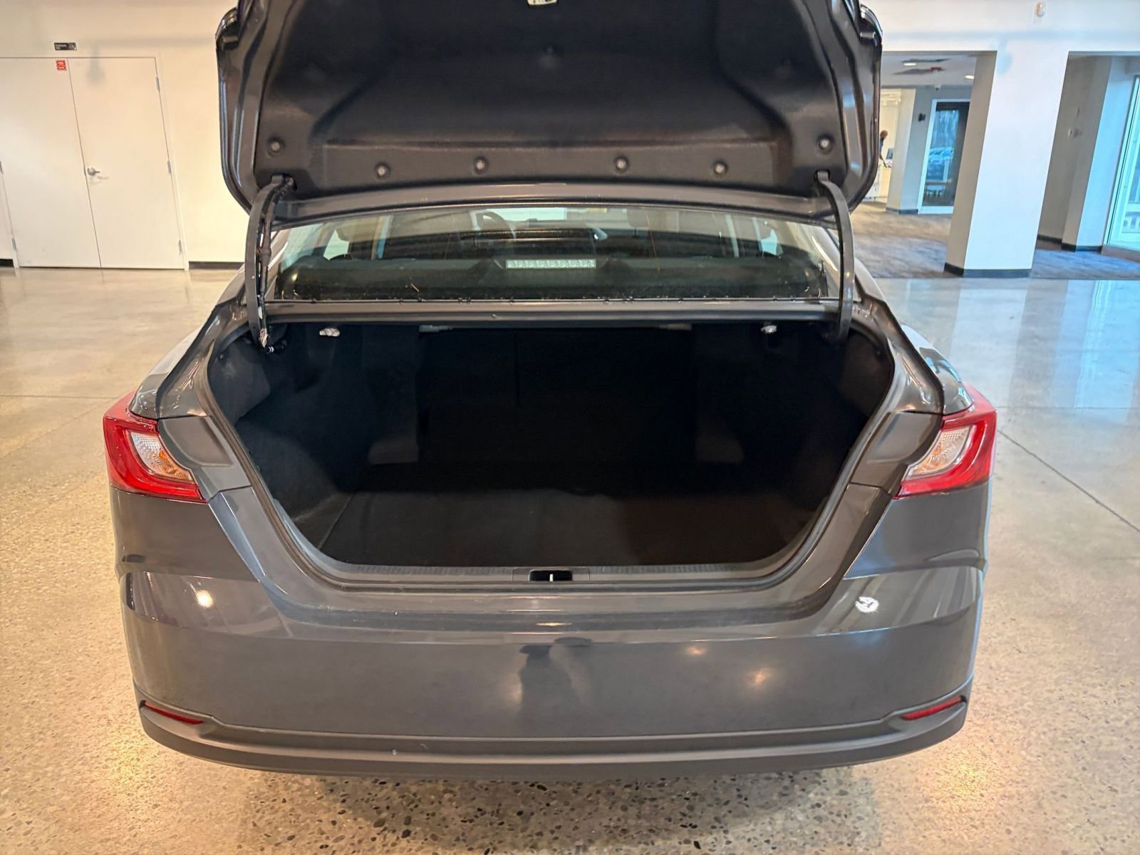 Thumbnail: 2025 Toyota Camry - 30