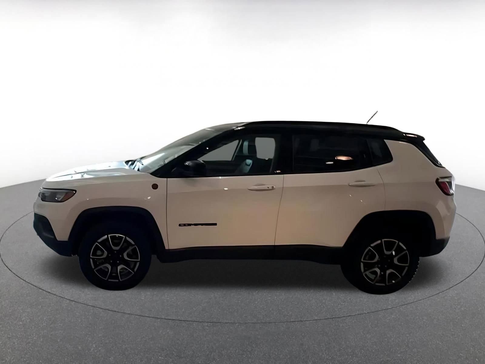 Thumbnail: 2025 Jeep Compass - 8