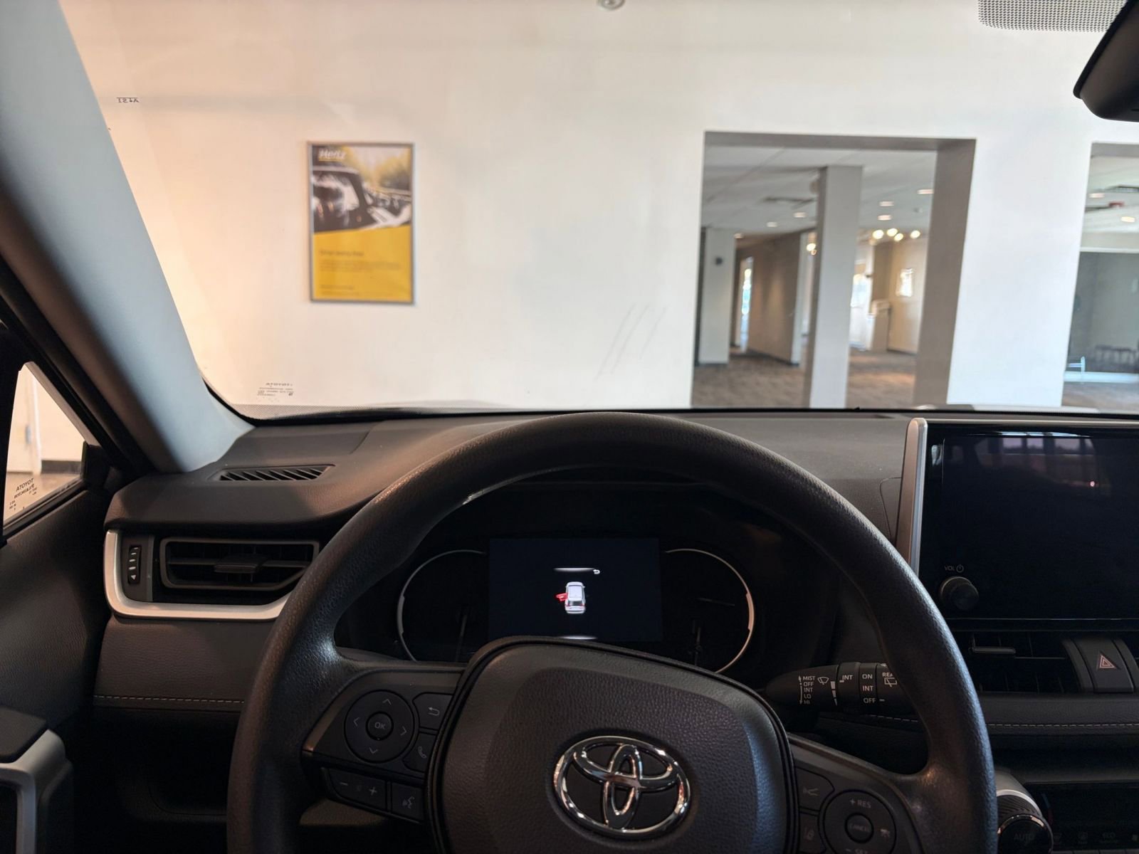 Thumbnail: 2025 Toyota RAV4 - 34