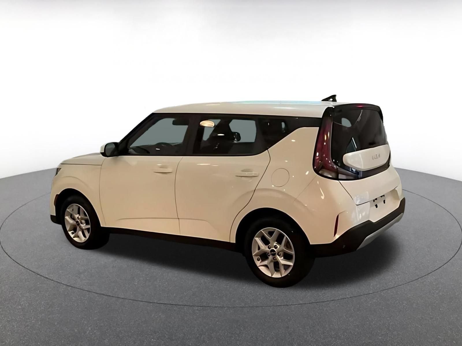 Thumbnail: 2025 Kia Soul - 7