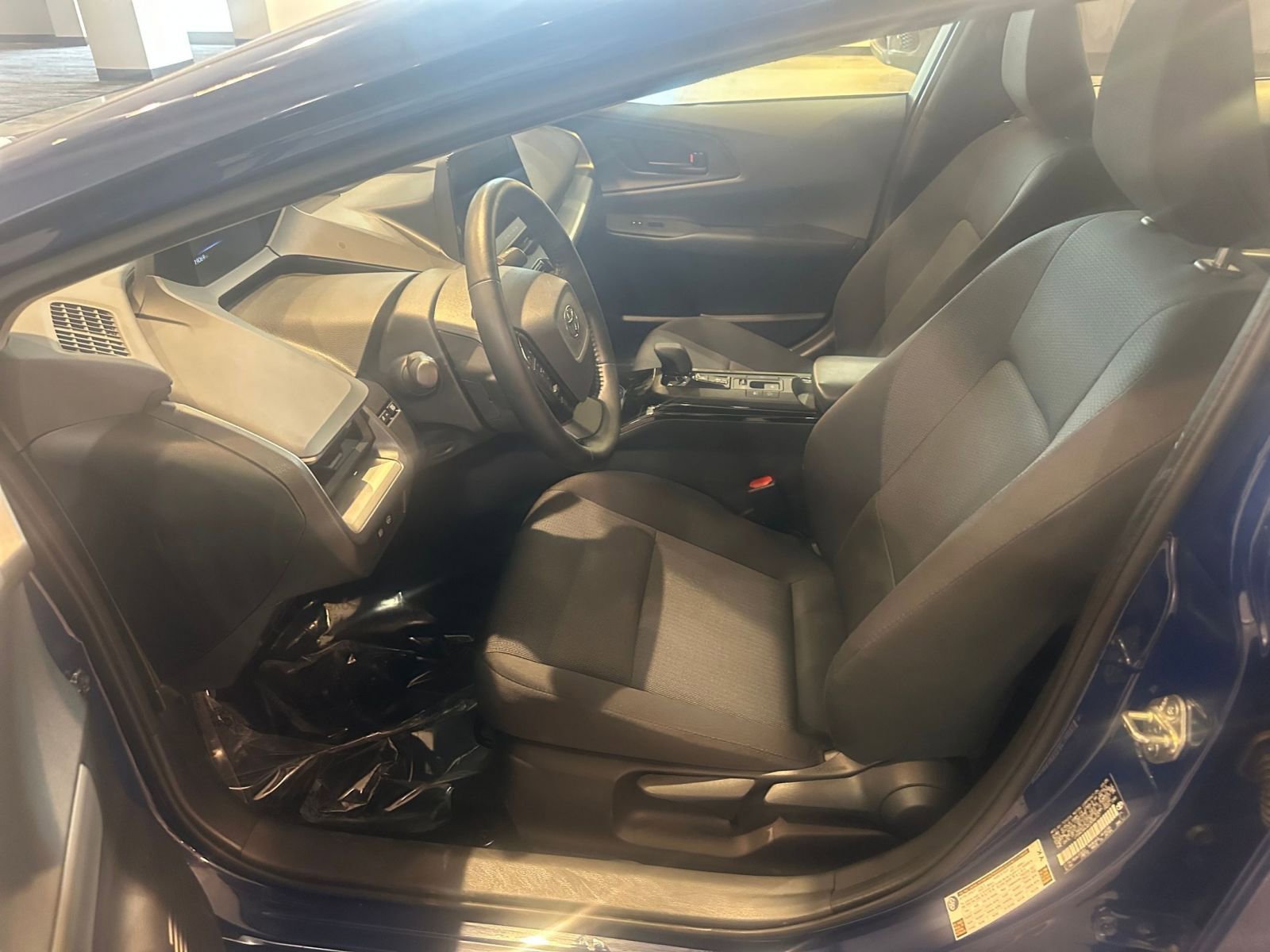 Thumbnail: 2025 Toyota Prius - 27