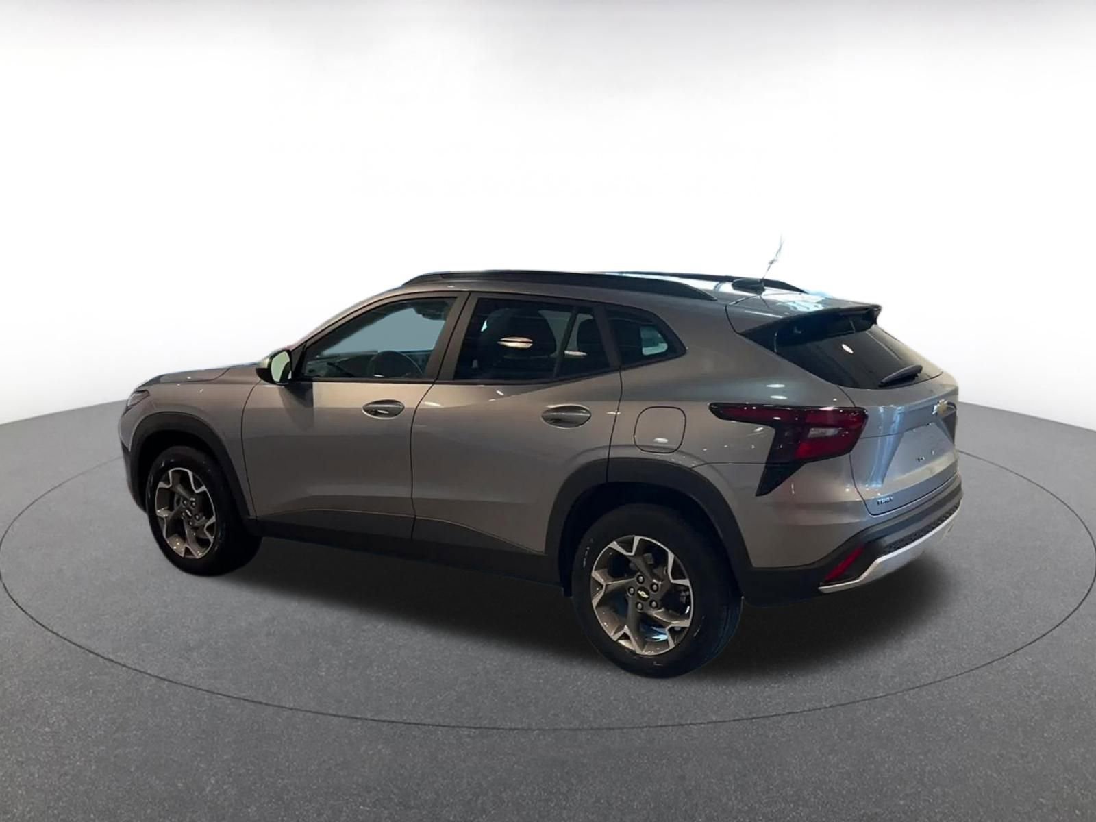 Thumbnail: 2025 Chevrolet Trax - 10