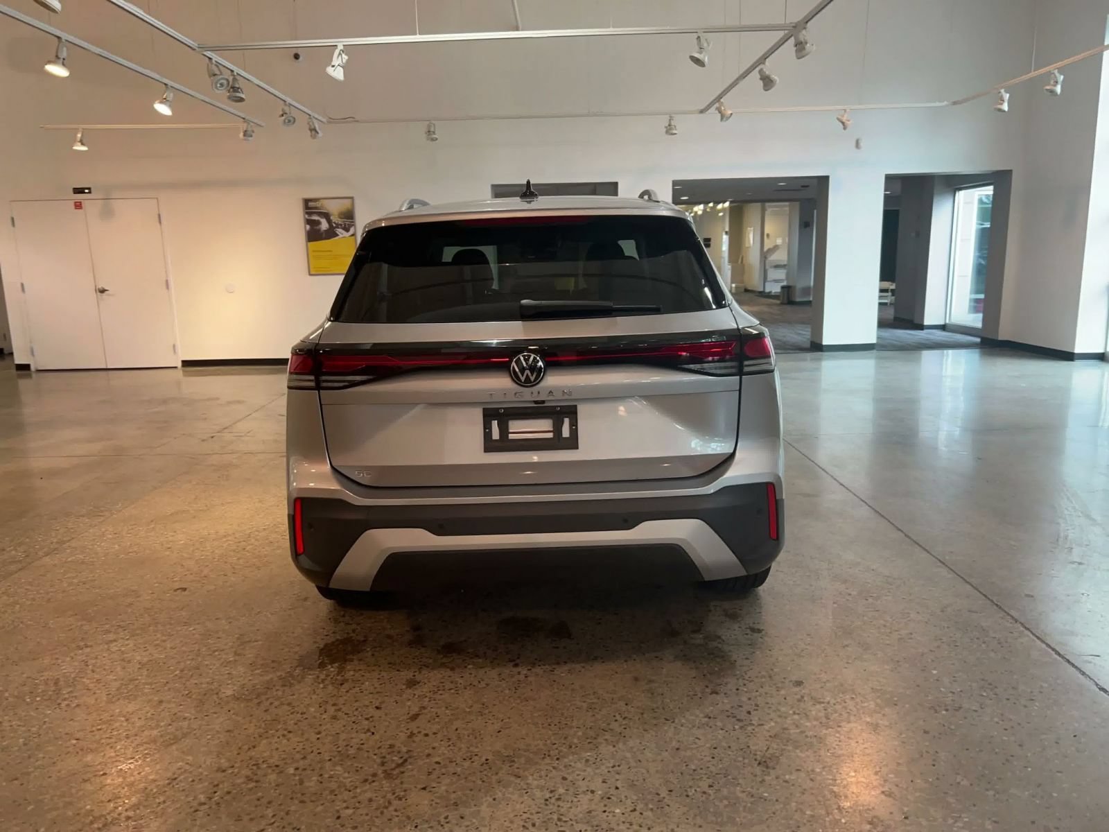 Thumbnail: 2026 Volkswagen Tiguan - 12
