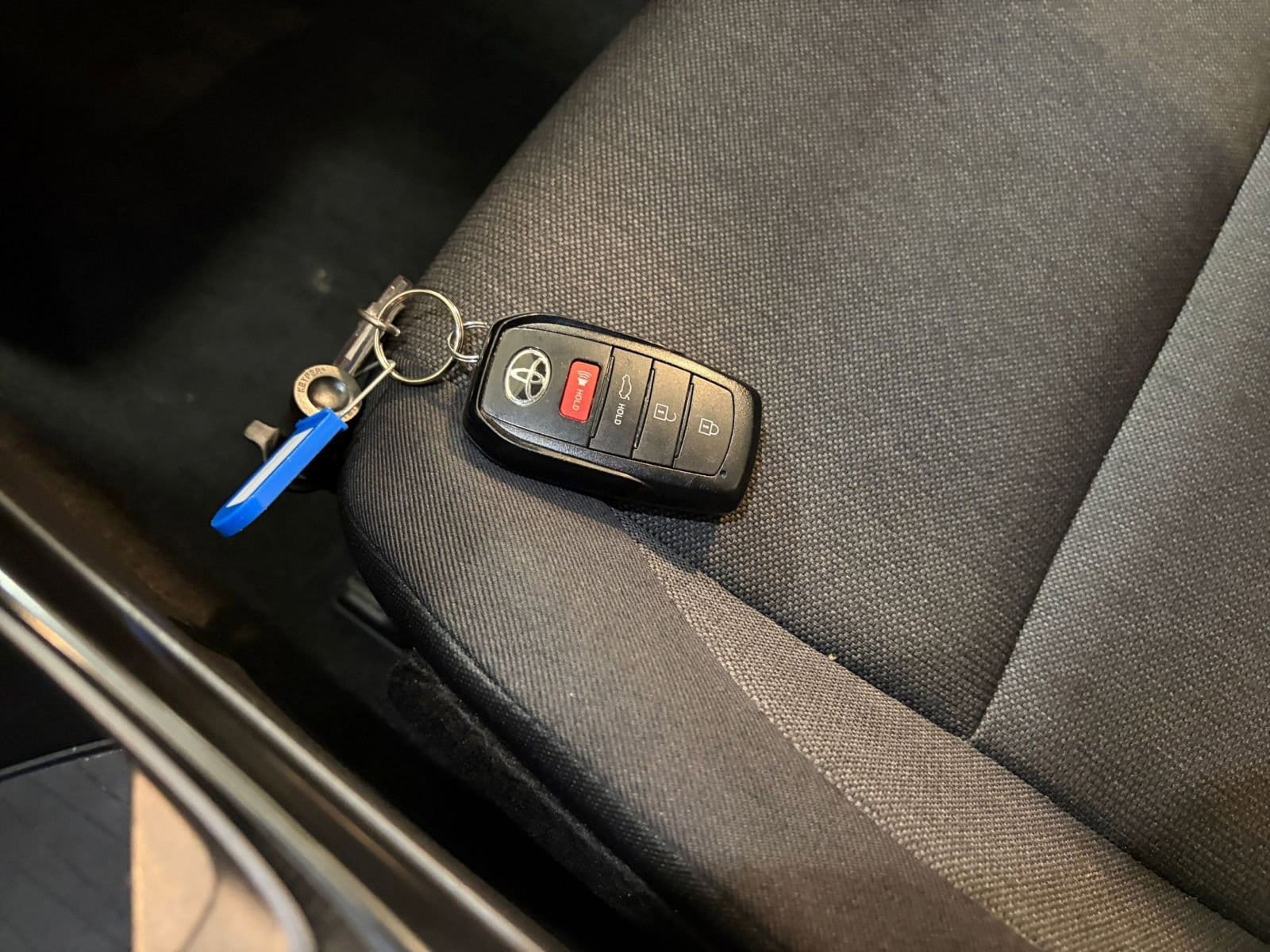 Thumbnail: 2025 Toyota Camry - 22