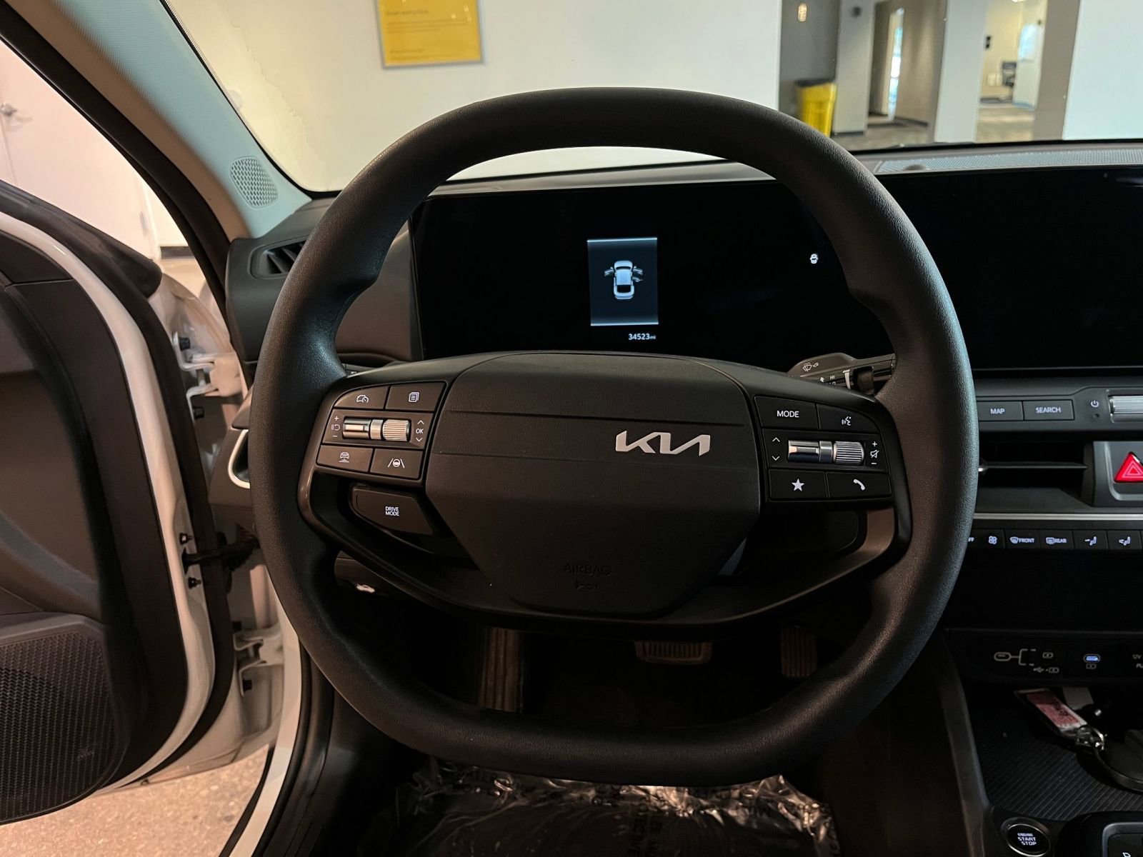 Thumbnail: 2025 Kia K4 - 27