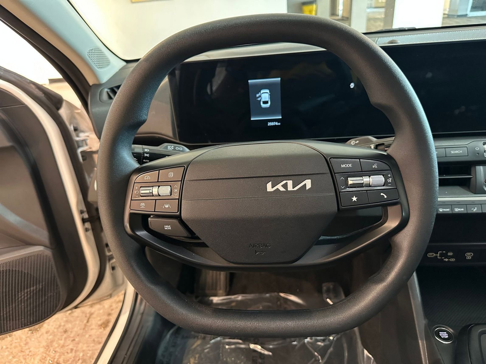 Thumbnail: 2025 Kia K4 - 23