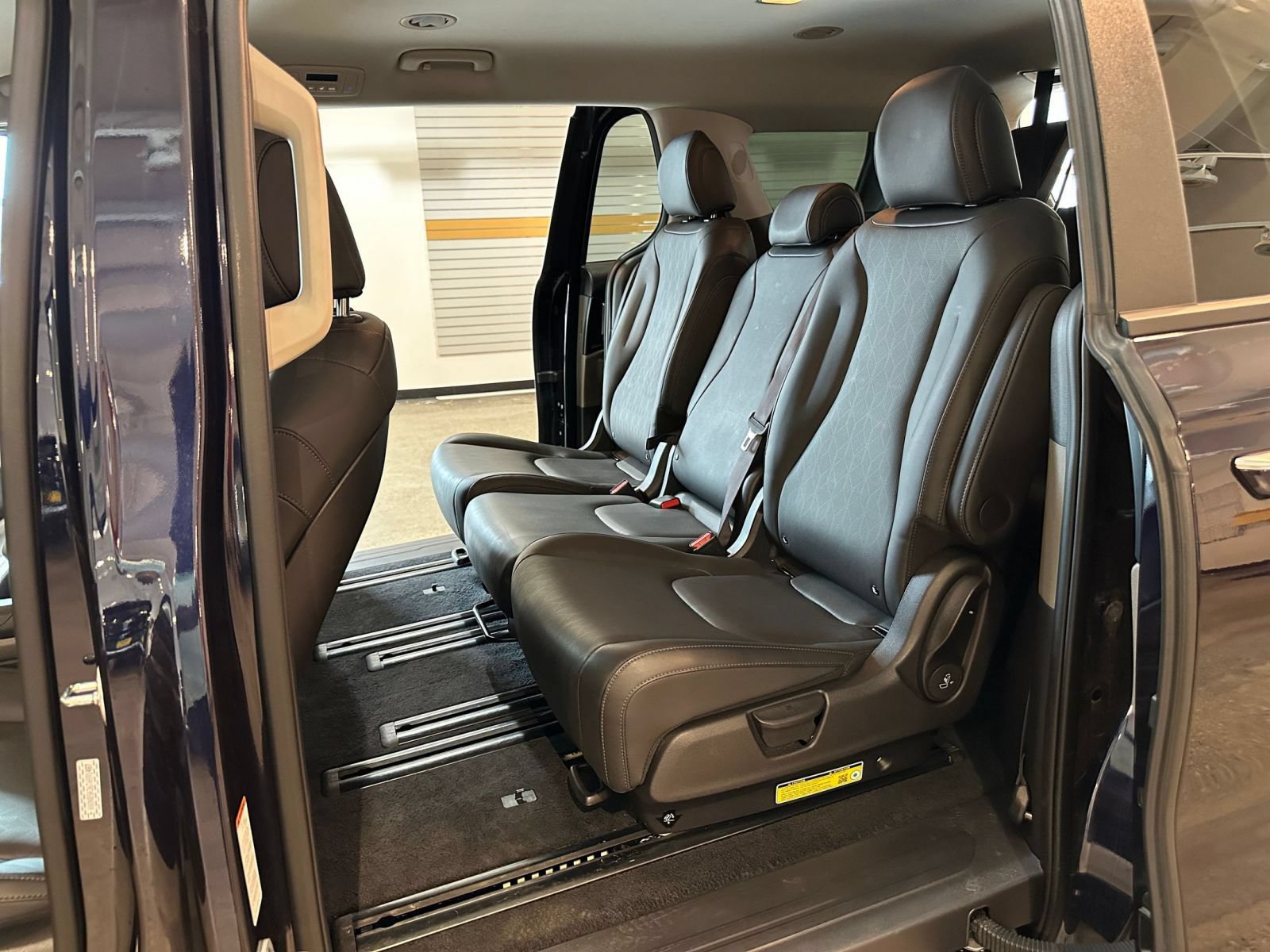 Thumbnail: 2026 Kia Carnival - 26
