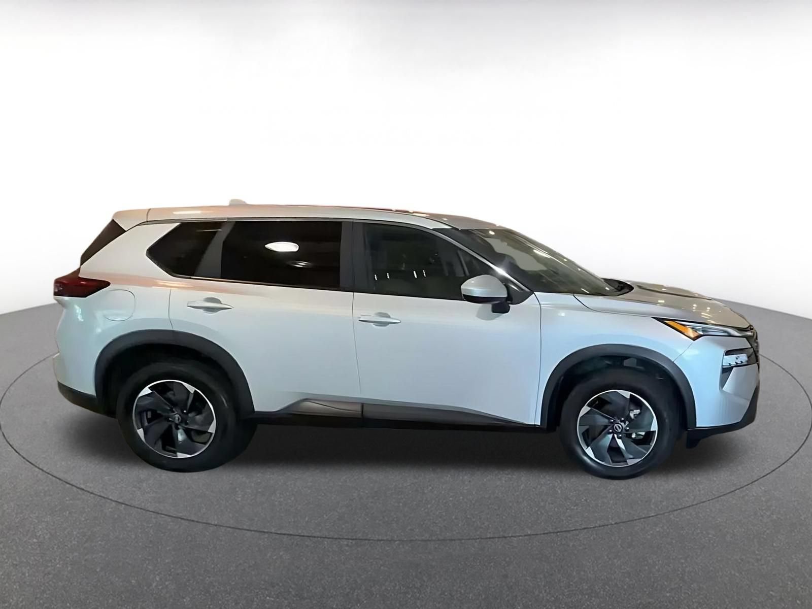 Thumbnail: 2025 Nissan Rogue - 15