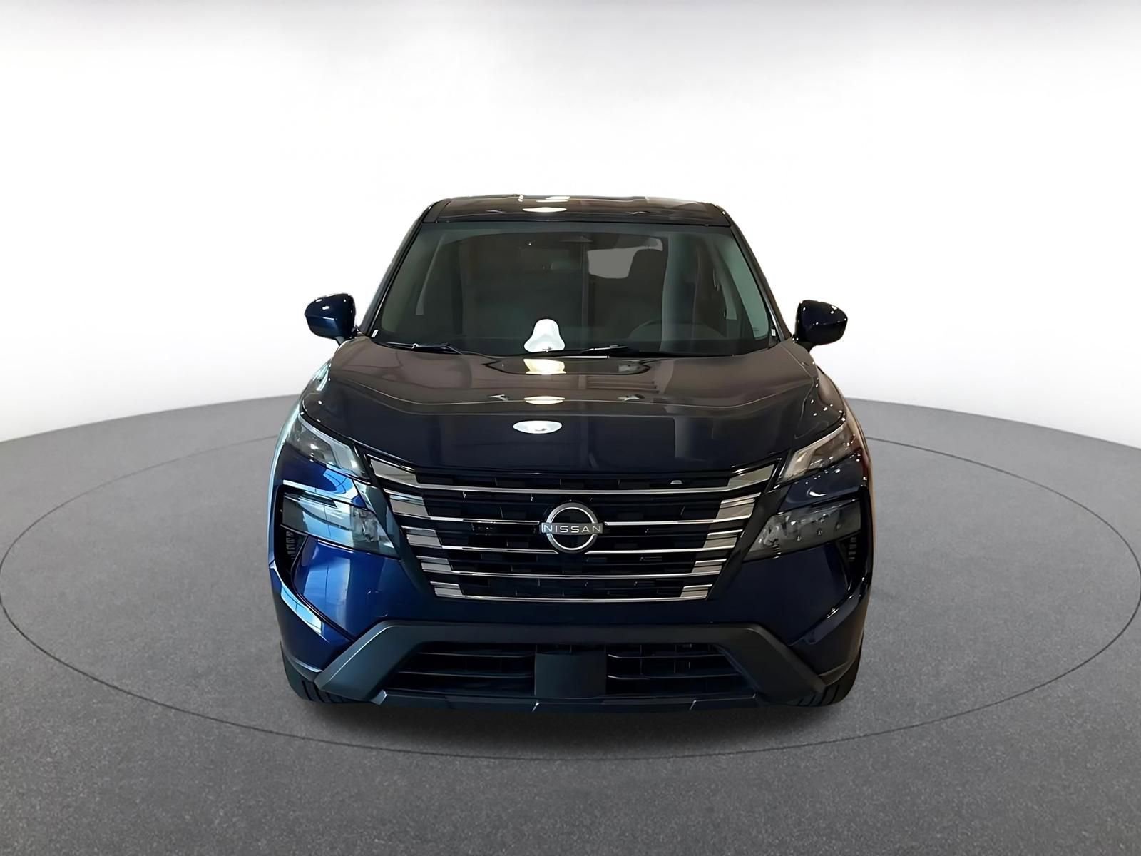 Thumbnail: 2025 Nissan Rogue - 4