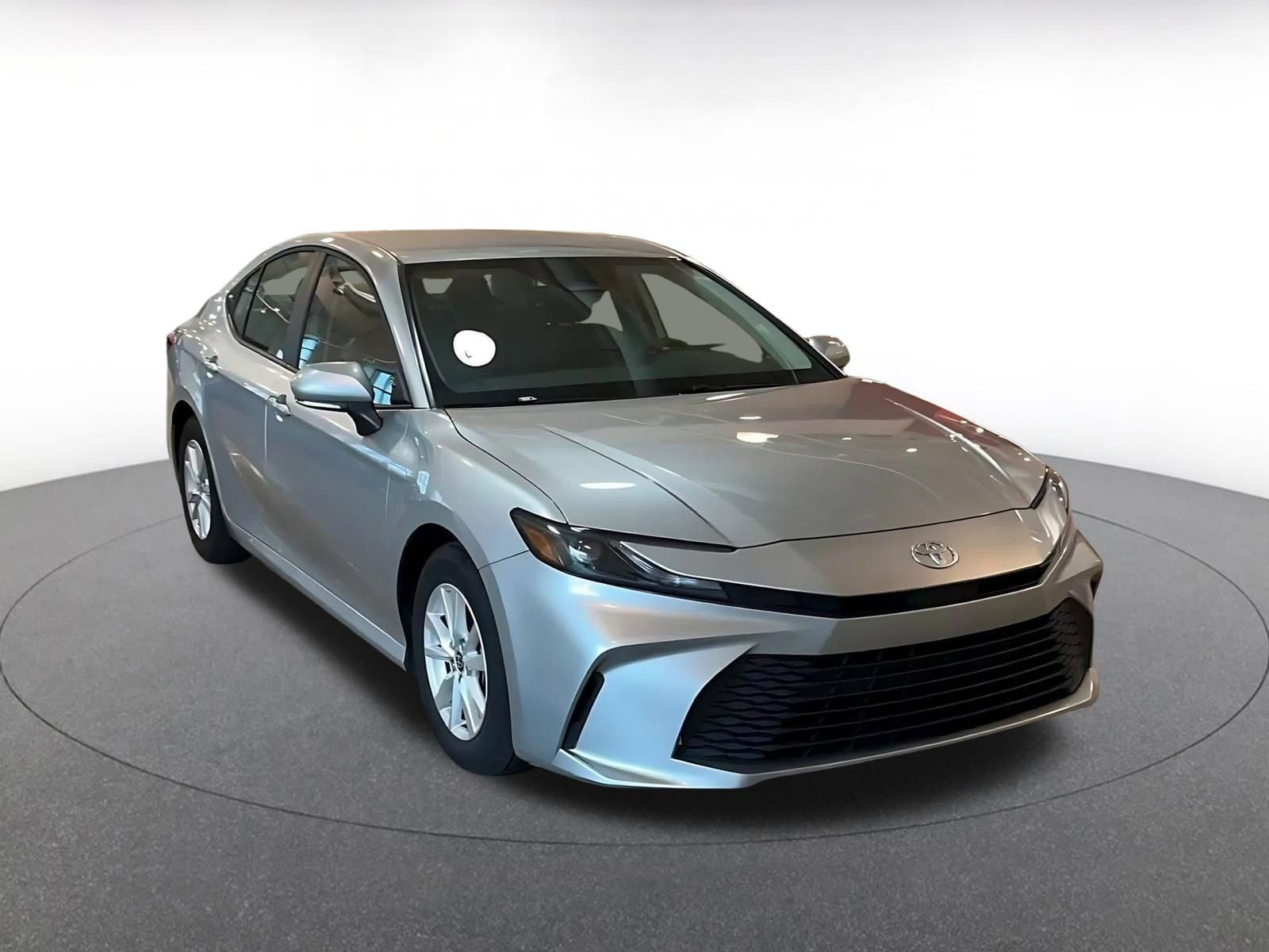 Thumbnail: 2025 Toyota Camry - 3