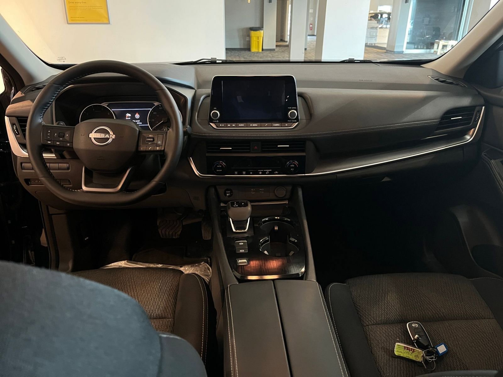 Thumbnail: 2025 Nissan Rogue - 34