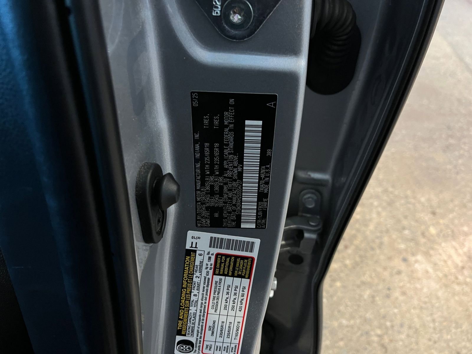 Thumbnail: 2025 Toyota Highlander - 31