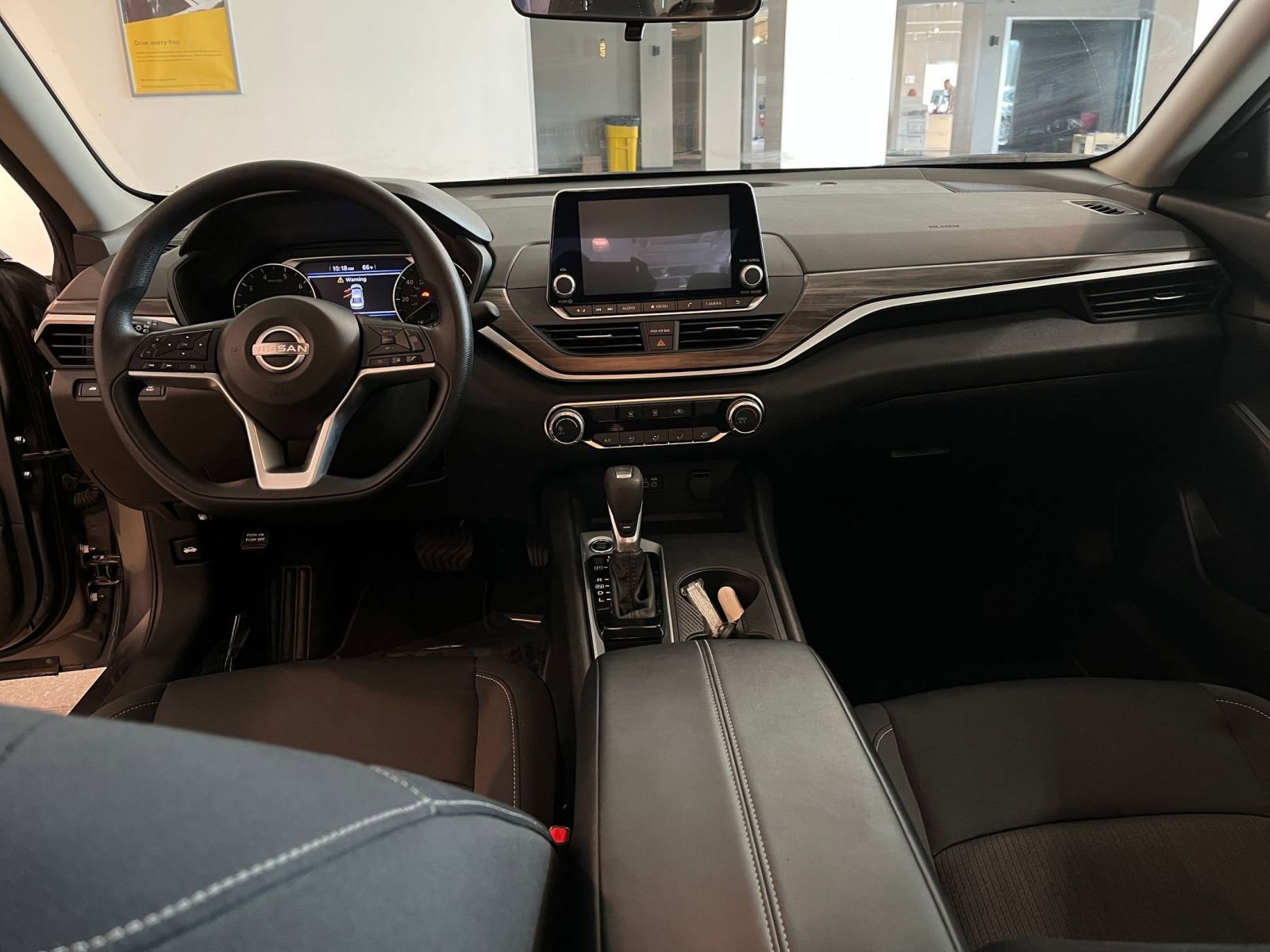 Thumbnail: 2025 Nissan Altima - 32