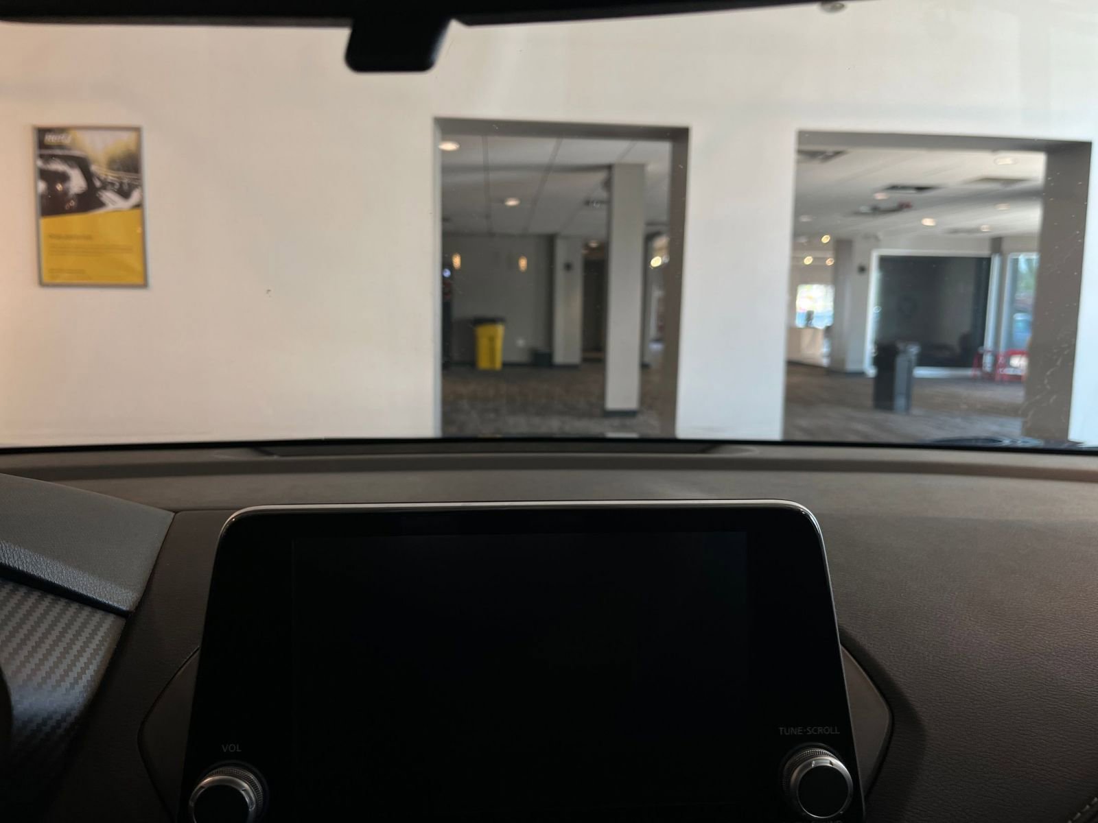 Thumbnail: 2024 Nissan Sentra - 18