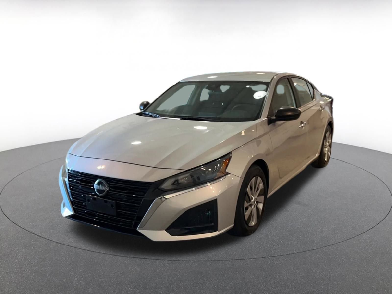 Thumbnail: 2024 Nissan Altima - 7