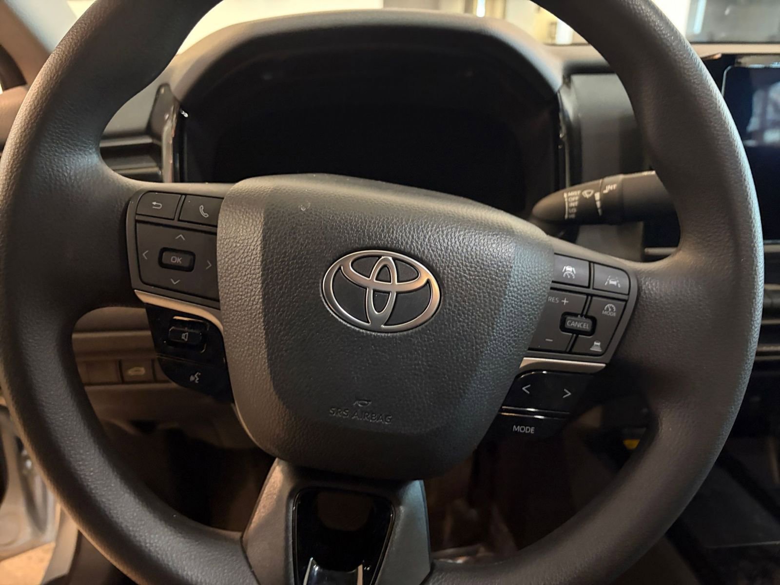 Thumbnail: 2025 Toyota Camry - 27