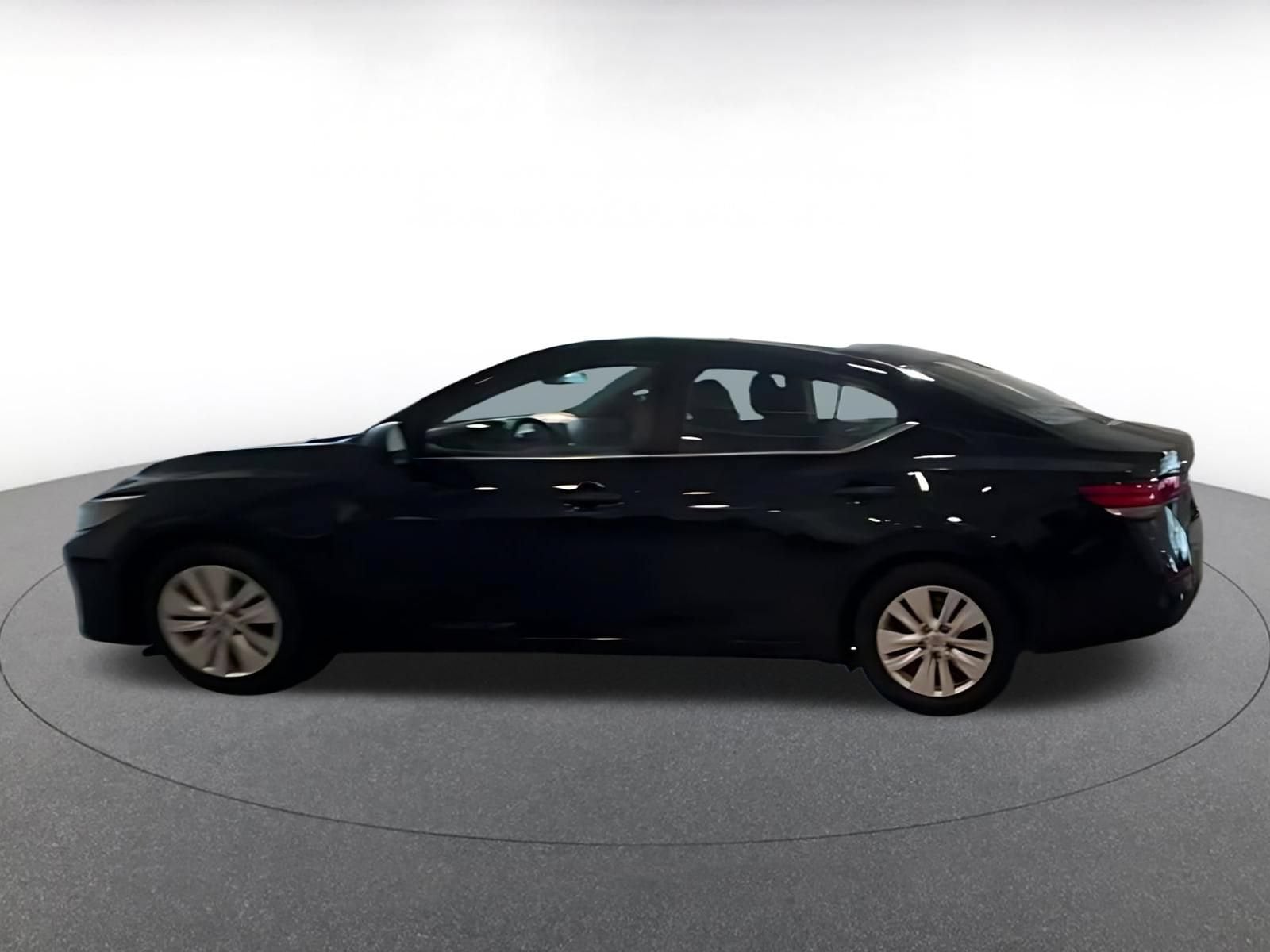 Thumbnail: 2025 Nissan Sentra - 12