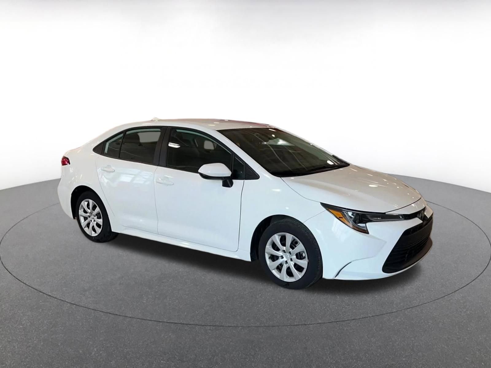 Thumbnail: 2025 Toyota Corolla - 2