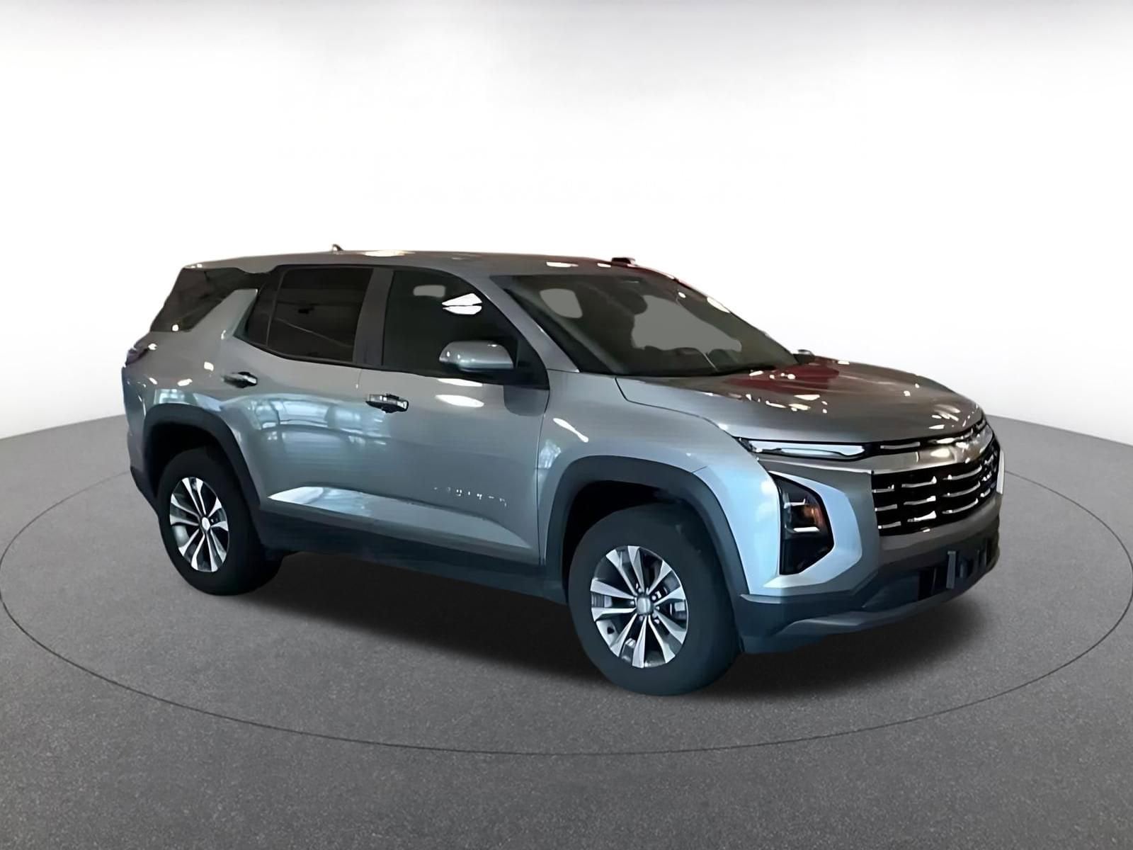 Thumbnail: 2025 Chevrolet Equinox - 2