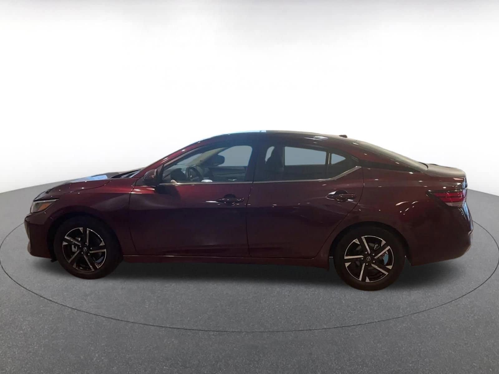 Thumbnail: 2025 Nissan Sentra - 9