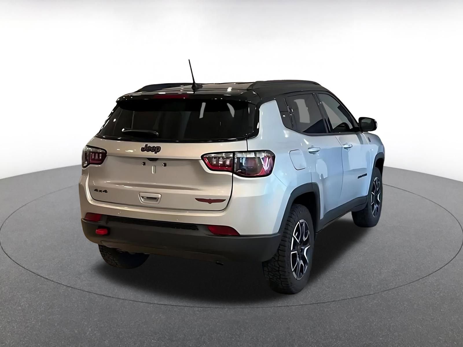 Thumbnail: 2025 Jeep Compass - 14