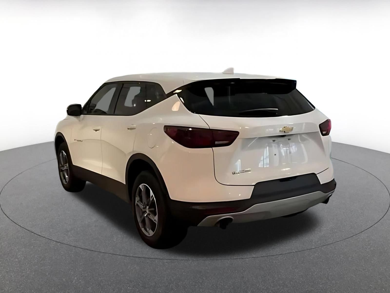 Thumbnail: 2025 Chevrolet Blazer - 4