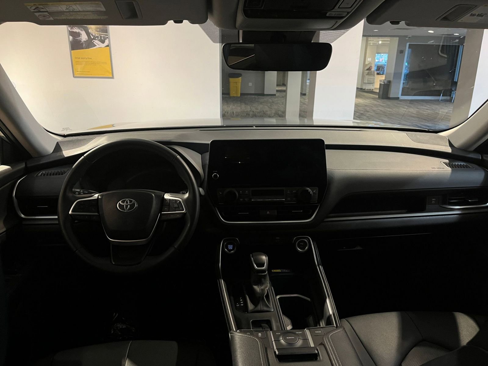 Thumbnail: 2025 Toyota Grand Highlander - 34