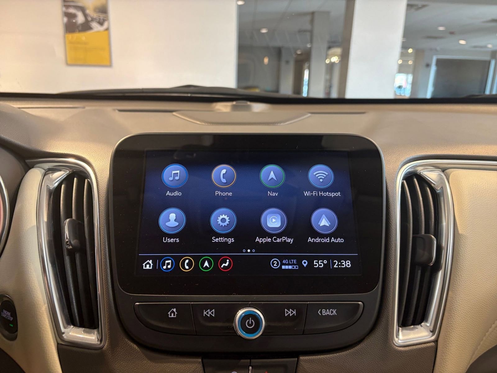 Thumbnail: 2024 Chevrolet Malibu - 21