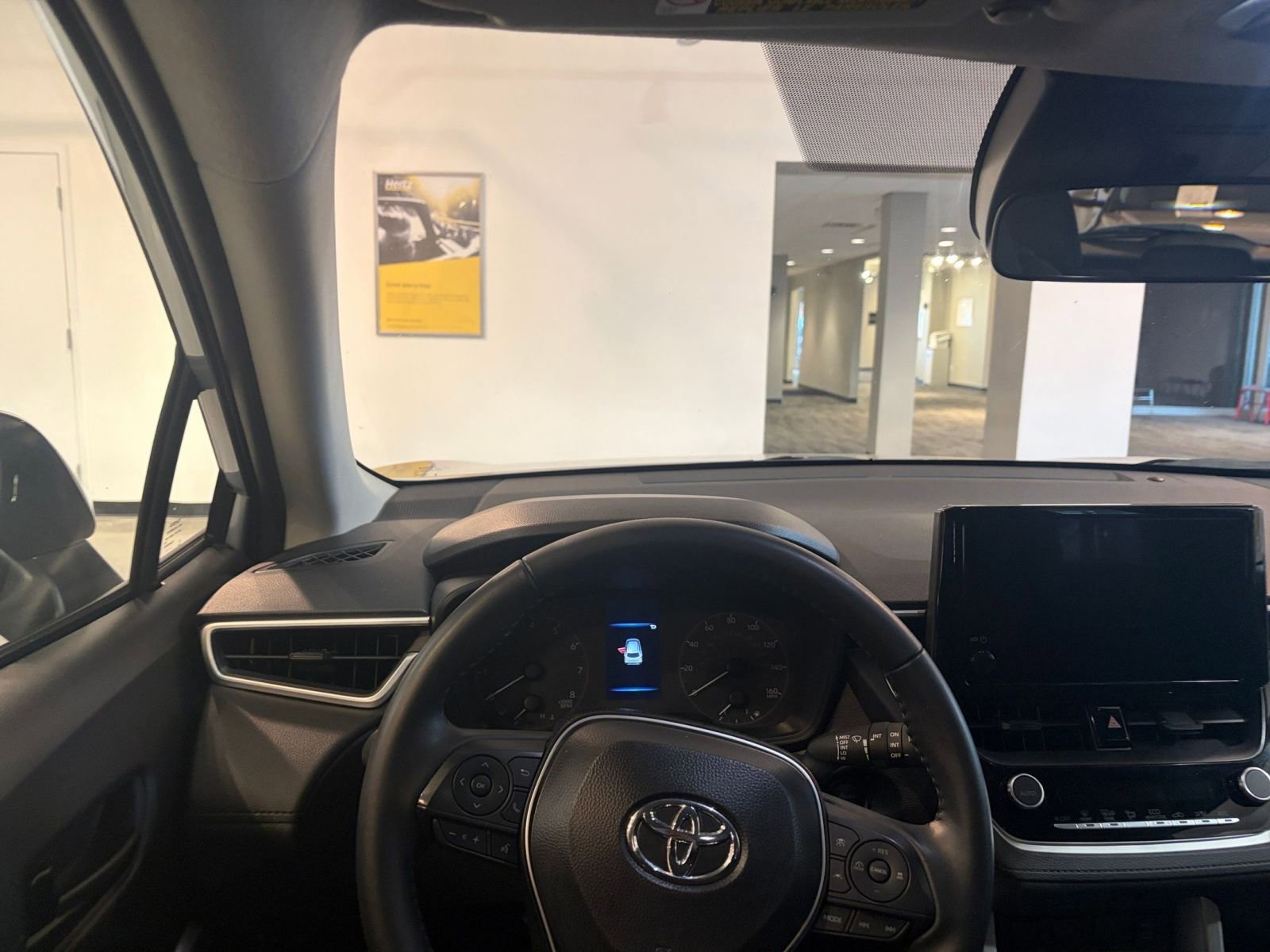 Thumbnail: 2025 Toyota Corolla Cross - 33