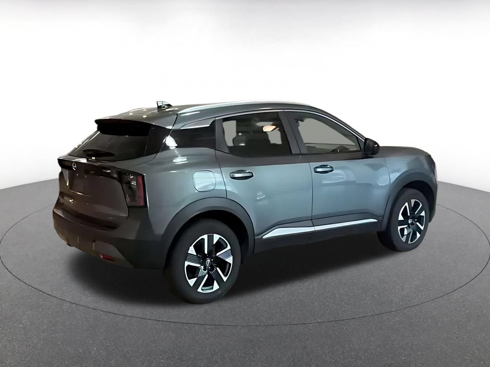 Thumbnail: 2026 Nissan Kicks - 15