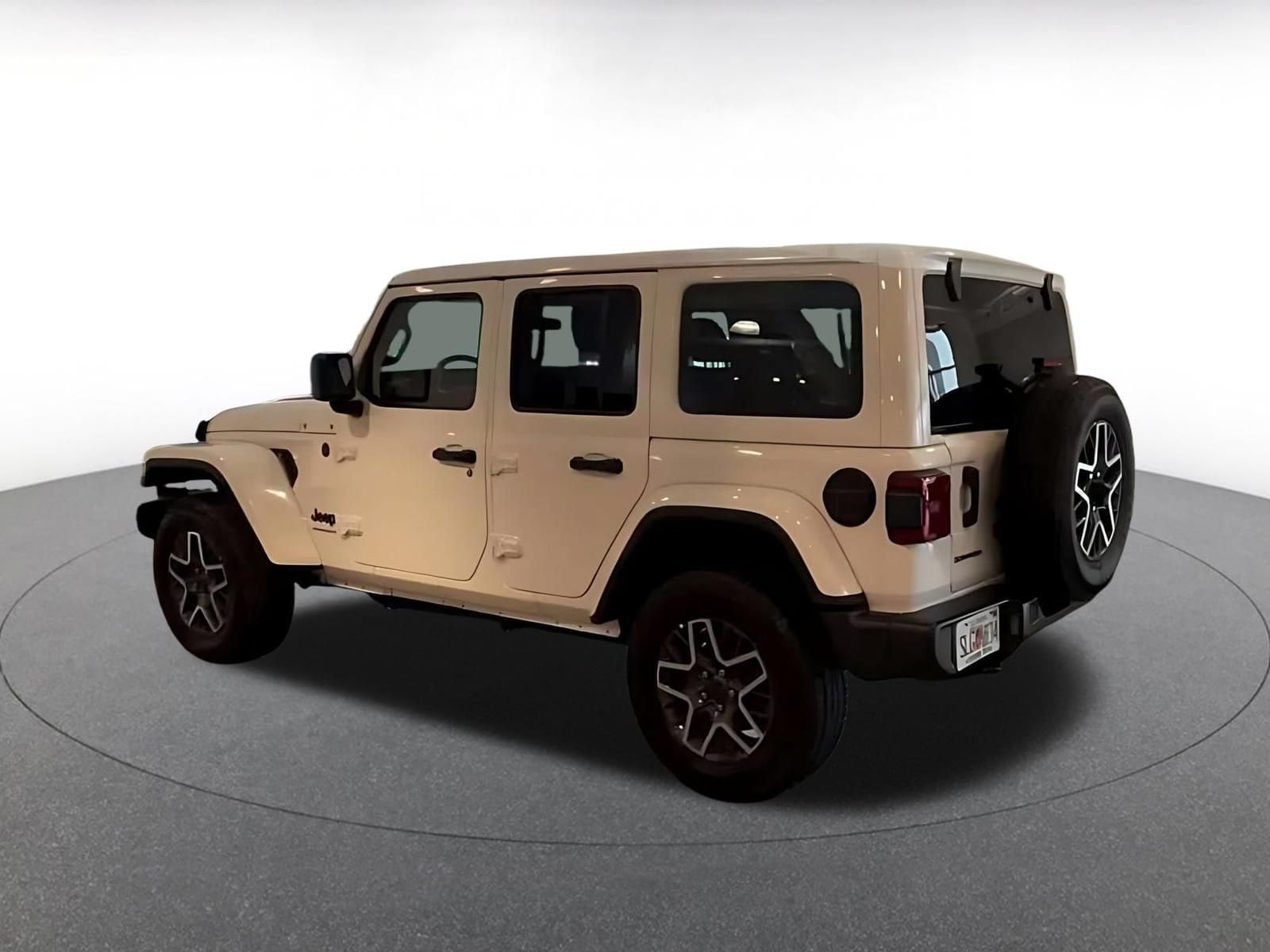 Thumbnail: 2025 Jeep Wrangler - 14