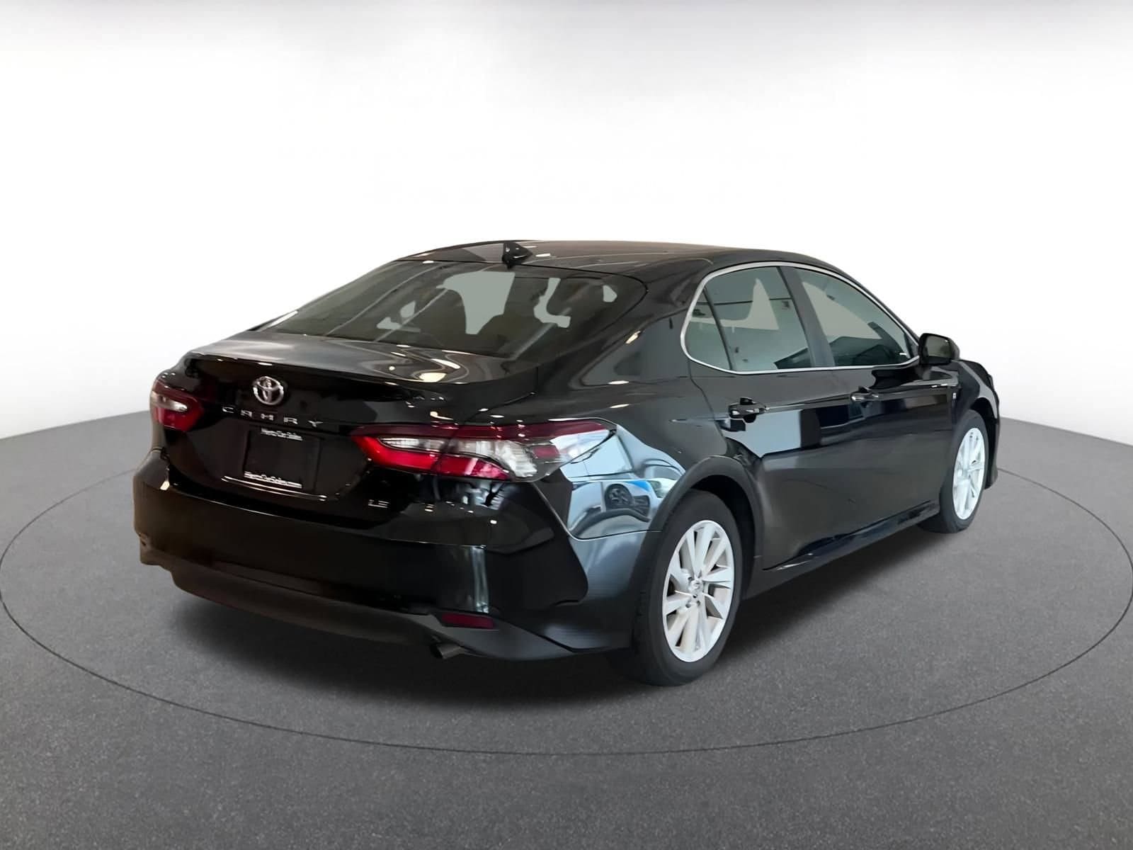 Thumbnail: 2024 Toyota Camry - 14