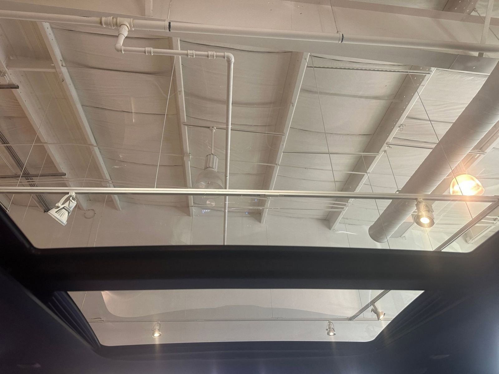 Thumbnail: 2025 Chrysler Pacifica - 30